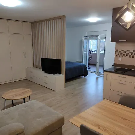 Apartment 8 Hill Zlatar Nova Varos
